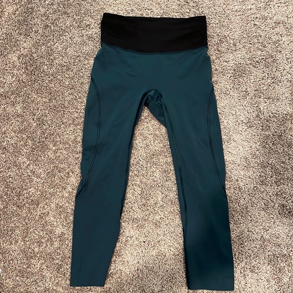 Lululemon Base Pace High-Rise Crop 23"  Size 4